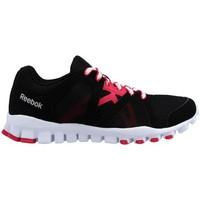 Reebok Sport Realflex Train RS 2 Blackwhitepinksil women\'s Shoes (Trainers) in black