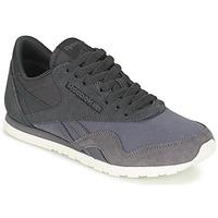 Reebok Classic CL NYLON SLIM CANDY GIRL women\'s Shoes (Trainers) in grey
