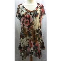 Reduced Marks and Spencer Sheer Floral top Marks and Spencer - Size: 12 - Multi-coloured - Blouse