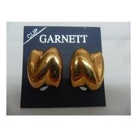 Reduced brand New Garnett Clip on Gold Earrings Garnett - Size: Small - Metallics