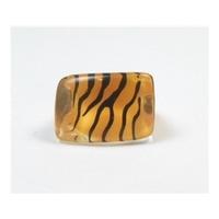 Retro style tiger rectangular ring