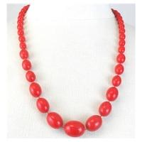 Red oval bead necklace