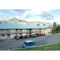 RIVERLAND INN AND SUITES