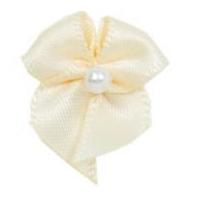 Ribbon Bows With Pearl Cream