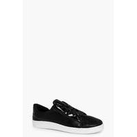 ribbon lace trainer black