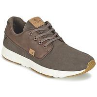 Rip Curl ROAMER + men\'s Shoes (Trainers) in brown