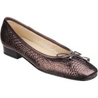 riva idro womens court shoes in silver