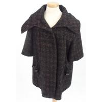 River Island Size 14 Dark Brown And Black Houndstooth Wool Blend Faux Fur Coat With Short Sleeves