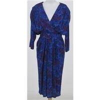 Richards size 12 blue floral patterned dress