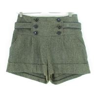 River Island Size 12 Woven Grey And Black Buttoned Shorts