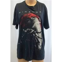 Rihanna Large Black 2011 Tour T-Shirt