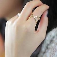 Ring Daily / Casual / Sports Jewelry Alloy / Zircon Women Band Rings 1pc, 10 Gold / Black / Silver / Red