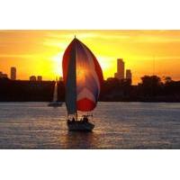 Romantic Sailing Tour in Buenos Aires Including Lunch or Dinner