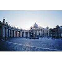 Rome Combo: Skip-the-Line Vatican Museums, Sistine Chapel, St Peter?s Basilica and Colosseum Walking Tour