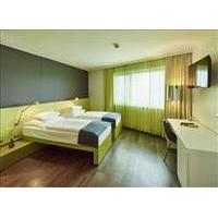 Roomz Hotel