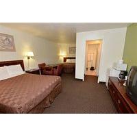 rodeway inn suites