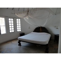 Roundhouse Villa Resort