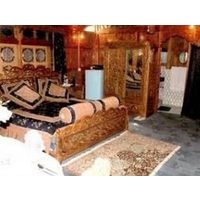 Royal Dandoo Palace of Houseboat