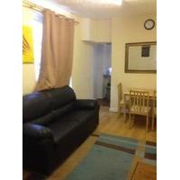 ROOM AVAILABLE WITHIN 5MINS WALKING DISTANCE TO OXFORD ROAD. 1 ROOM LEFT!