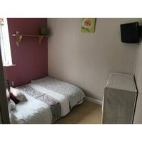 Room to rent Mon-Fri Poltimore, Exeter