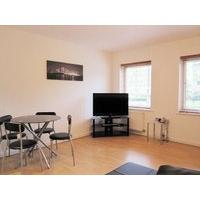 ROOM FOR RENT IN 2 BED STUDENT APARTMENT - YORK