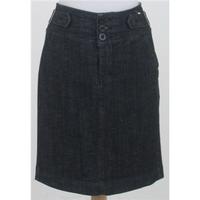 Roz & Ali Size 10: Black denim pencil skirt