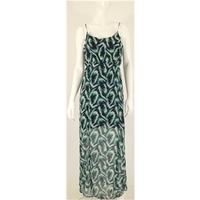 Romeo and Juliet Couture Size M Sea Green Print Maxi Dress