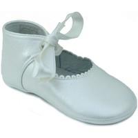 rubio y castao rubio y castano guardamar girlss baby slippers in white