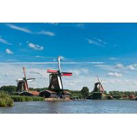 Save 20%! Amsterdam Super Saver: City Walking Tour plus Zaanse Schans Windmills, Marken and Volendam Half-Day Trip
