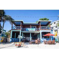 Sandbar Beachfront Hostel & Restaurant