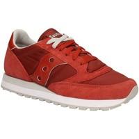 Saucony S2044-386 Sneakers Man Red men\'s Shoes (Trainers) in red