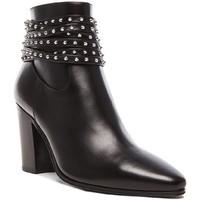 Saint Laurent 398492CO1001000 women\'s Low Ankle Boots in Black