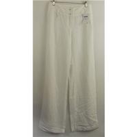 sandwich size 30 white trousers