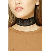 Scalloped Lace Choker