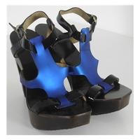 scholl eu 38 uk size 5 wooden brown blue and black high heels