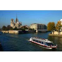 Seine River Cruise onboard Vedettes du Pont Neuf