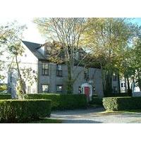 Seven Sea Street Inn