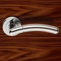 serozzetta troy zin3004 lever latch handles on round rose