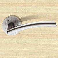 Serozzetta Moreno SZS080 Lever Latch Handles on Round Rose