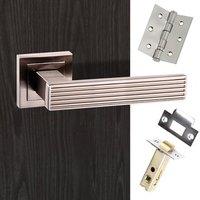 Senza Pari Dritto Lever on Square Rose - Satin Nickel Handle Pack