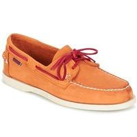 Sebago DOCKSIDES men\'s Boat Shoes in orange