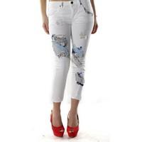 Sexy Woman GR_71945 women\'s Boyfriend jeans in white