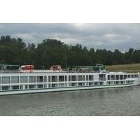 Shared Transfer from Amsterdam River Cruise Port to Amsterdam Schiphol Airport