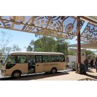 Shared Arrival Transfer: Alice Springs Airport to Hotel