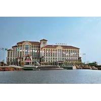 Shenglong Jianguo Hotel