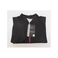 Shimano Women\'s Spot Short Sleeve Jersey (Ex-Demo / Ex-Display) Size: 16 | Black