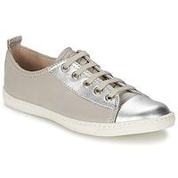 Shwik SLIM LO CUT girls\'s Children\'s Shoes (Trainers) in Silver