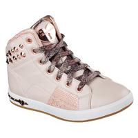 Shoutouts - Stud Chic