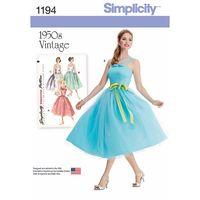 Simplicity Ladies\' and Miss Petite Vintage Dress 381617
