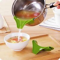 Silicone Funnel Pour Spout Slip On Mess Leakage Kitchen Pot Round Deflector Edge Kitchen Tools